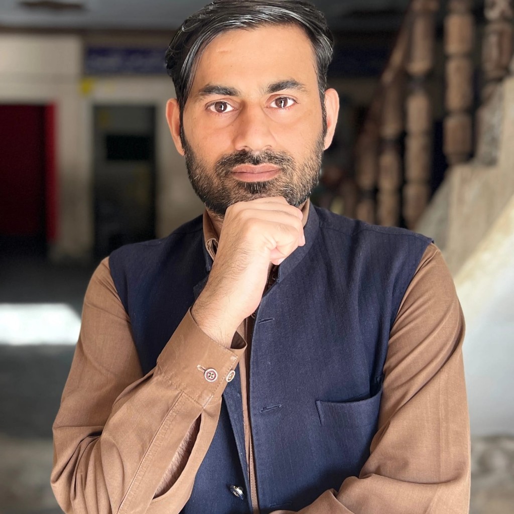 Sir Umer Bashir — Al Umer Computer Lab